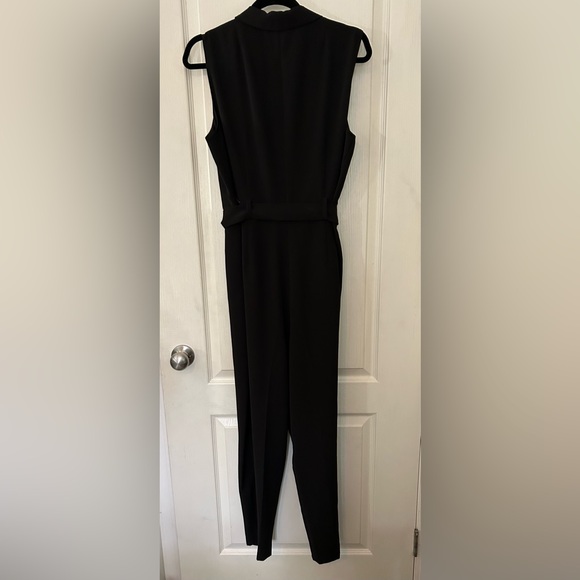 H&M Sleeveless Tuxedo Jumpsuit - Picture 6 of 9
